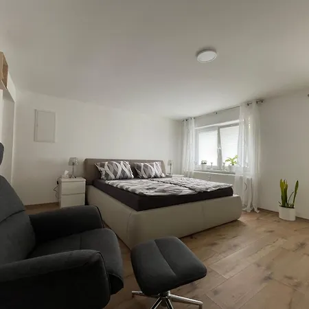 Gemuetliches In Dahlbruch Zentral-ruhige Lage *