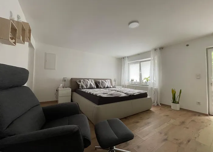 Gemuetliches In Dahlbruch Zentral-ruhige Lage *